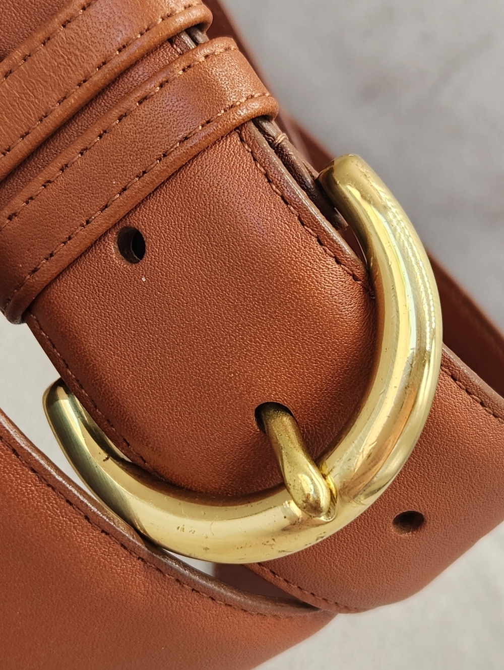 Coach Belt M Brown Cowhide Leather 8500 Solid Brass Golden Tone Buckle Preppy - Picture 3 of 10